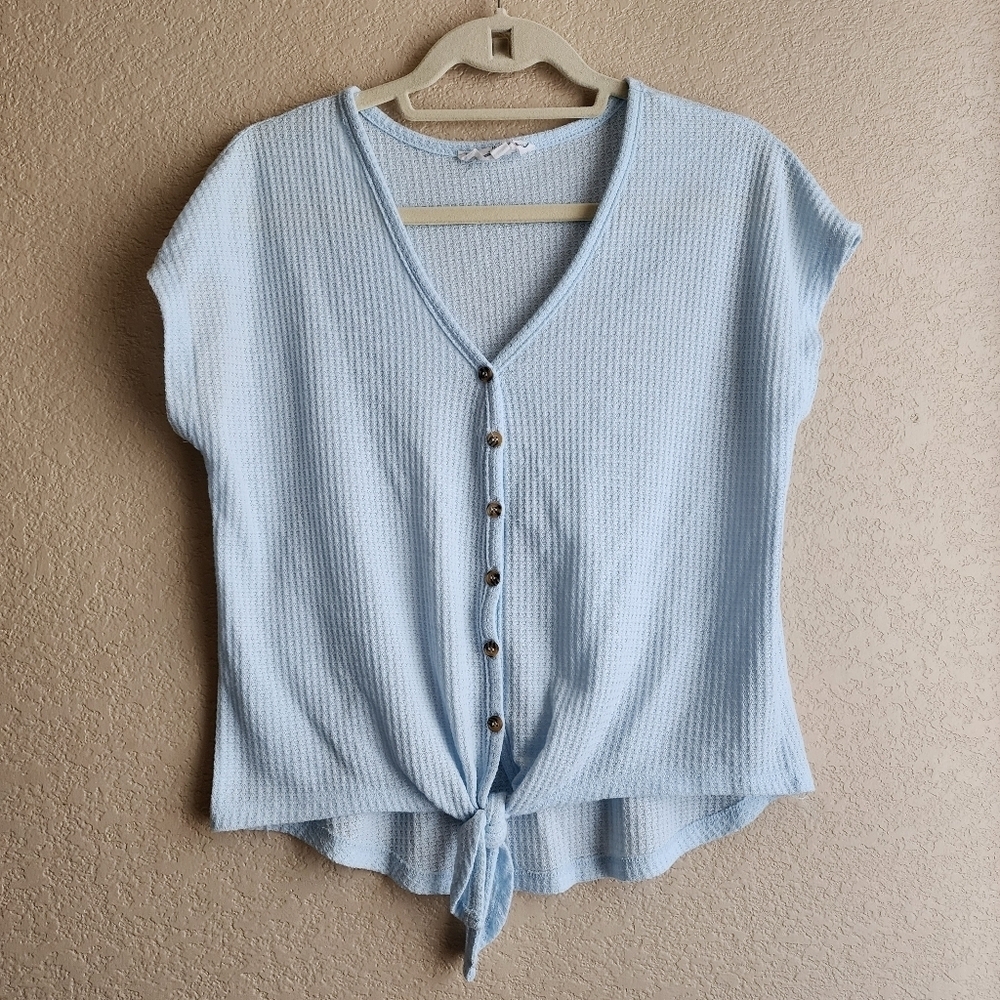Hippie Rose Sky Blue Button-Down Short Sleeve Juniors Top Size M